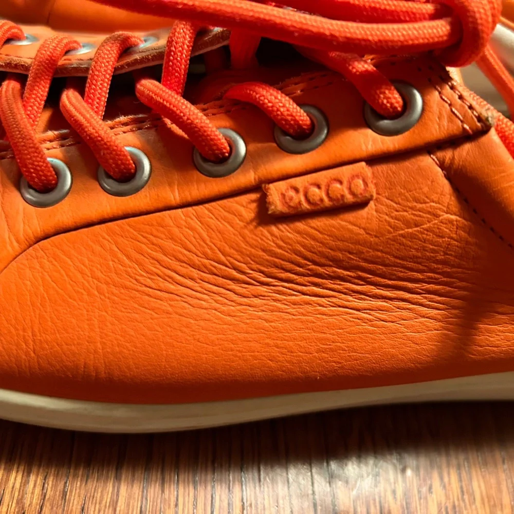 Ecco Orange Leather Lace-Up Sneakers - Picture 6 of 6